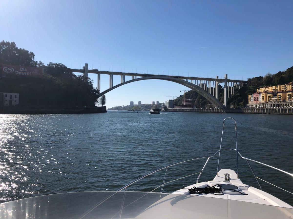 מלון קסטלו דה פייבה Aquadouro Yacht Radames - Sleep Boat Experience מראה חיצוני תמונה